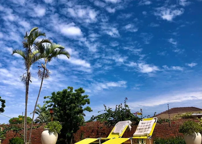 Danville Forest Guest House & Apartments